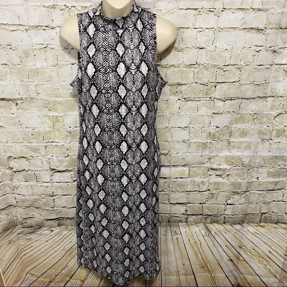 NWT Caution To The Wind Snake Skin Midi Dress